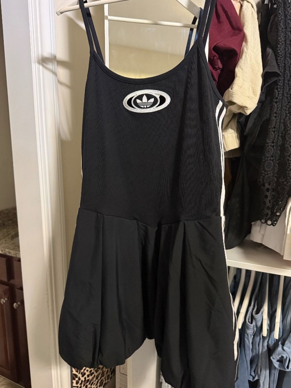 Adidas original campus 2000 balloon dress size XL. NEW WITH TAGS